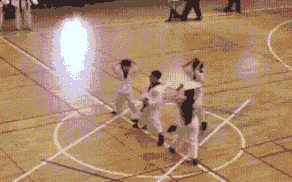 吃瓜动作gif,吃瓜动作GIF走红网络