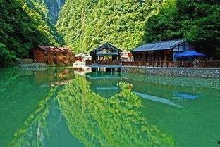 峡谷吃瓜主题店位置,揭秘神秘主题店位置之谜