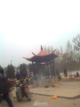 吃瓜公墓盖庙,古墓盖庙，历史与文化的奇妙融合