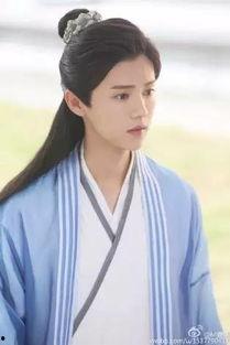 林默古代上朝吃瓜,瓜田里的朝政风云