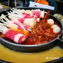大瓜吃炸鸡火锅