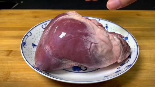 泰国开膛吃心脏瓜,开膛吃心脏瓜的神秘习俗揭秘