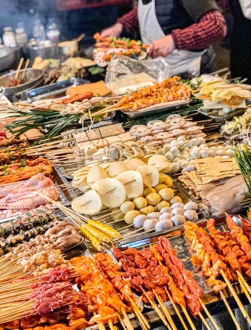 泗水一九烧烤吃瓜,吃瓜群众的美食盛宴